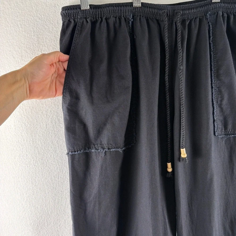 H&M Black Linen Blend Cropped Pants XL Elastic Waist Frayed Trim Boho Wide Leg